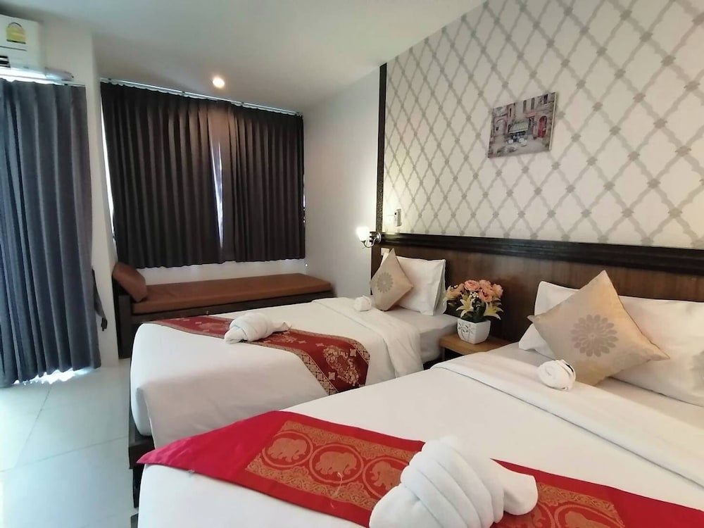 NJ PATONG HOTEL 13/53
