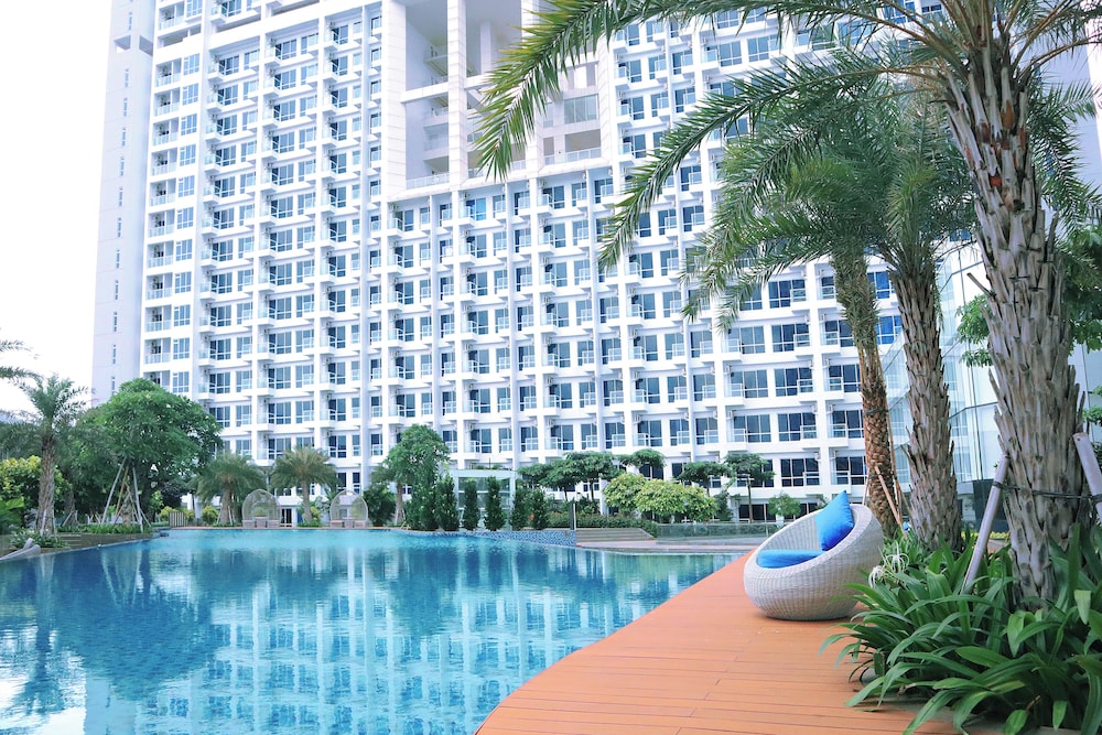 Harris Suites Puri Mansion 2/50