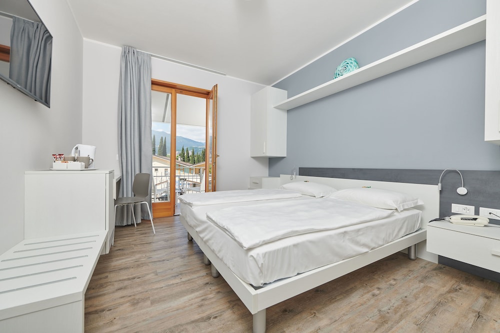 SUPERIOR, DOUBLE BED, BALCONY