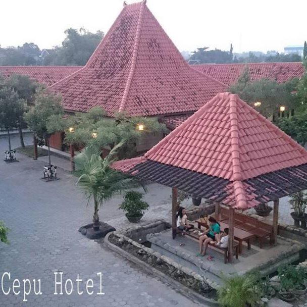 Grand Cepu Hotel 5/35