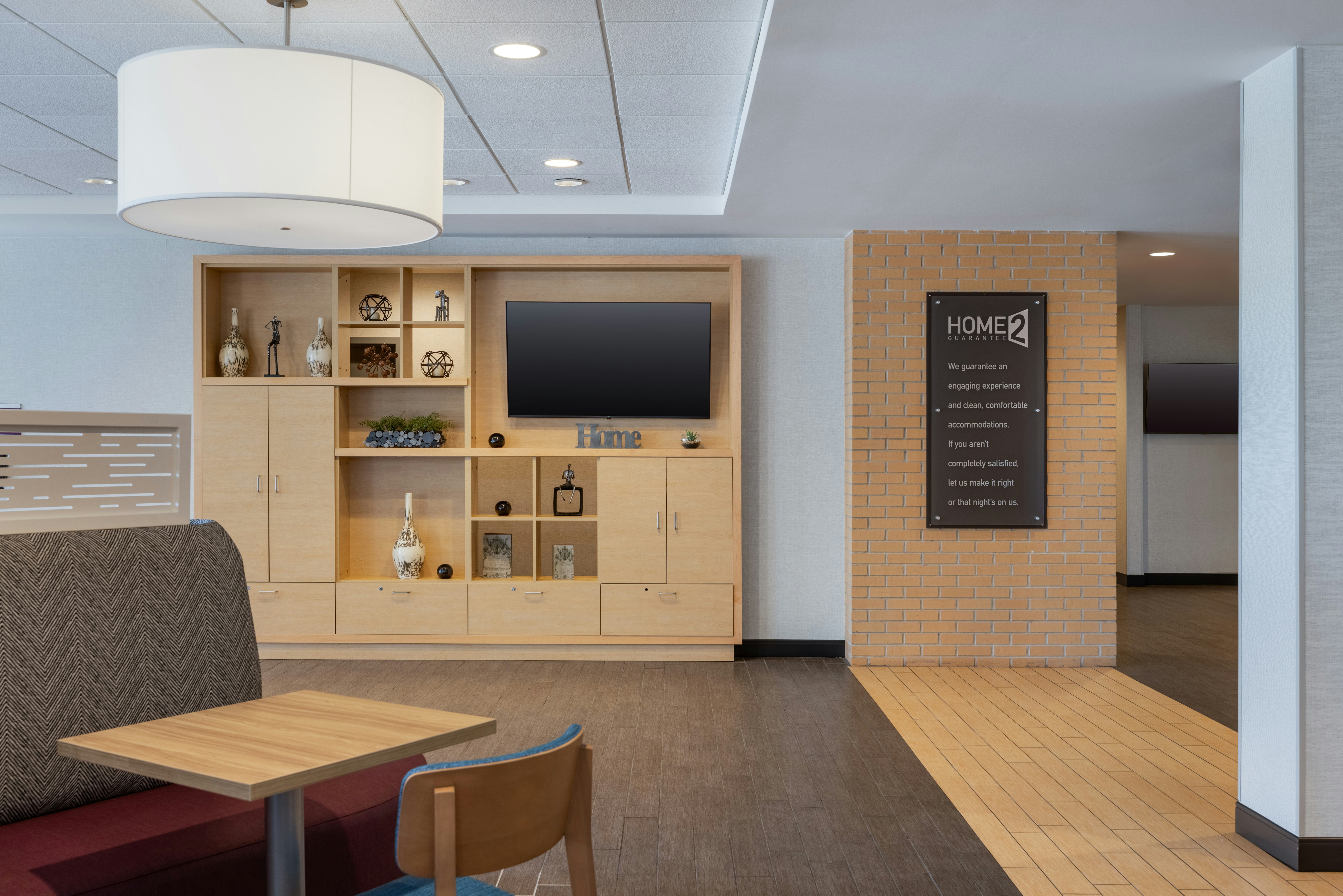 Home2 Suites By Hilton Milwaukee Brookfield 27/47