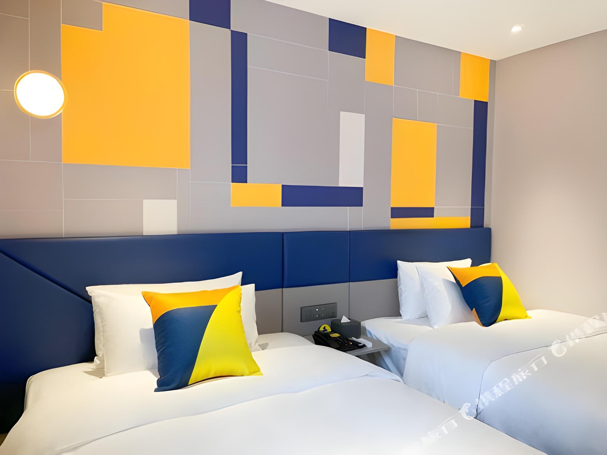 Fitup, Guest Room