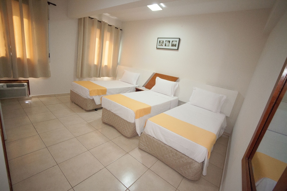 Laparos Hotel 7/24