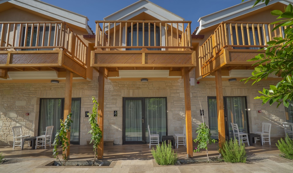 Dalyan Live Spa Resort Hotel in ORTACA