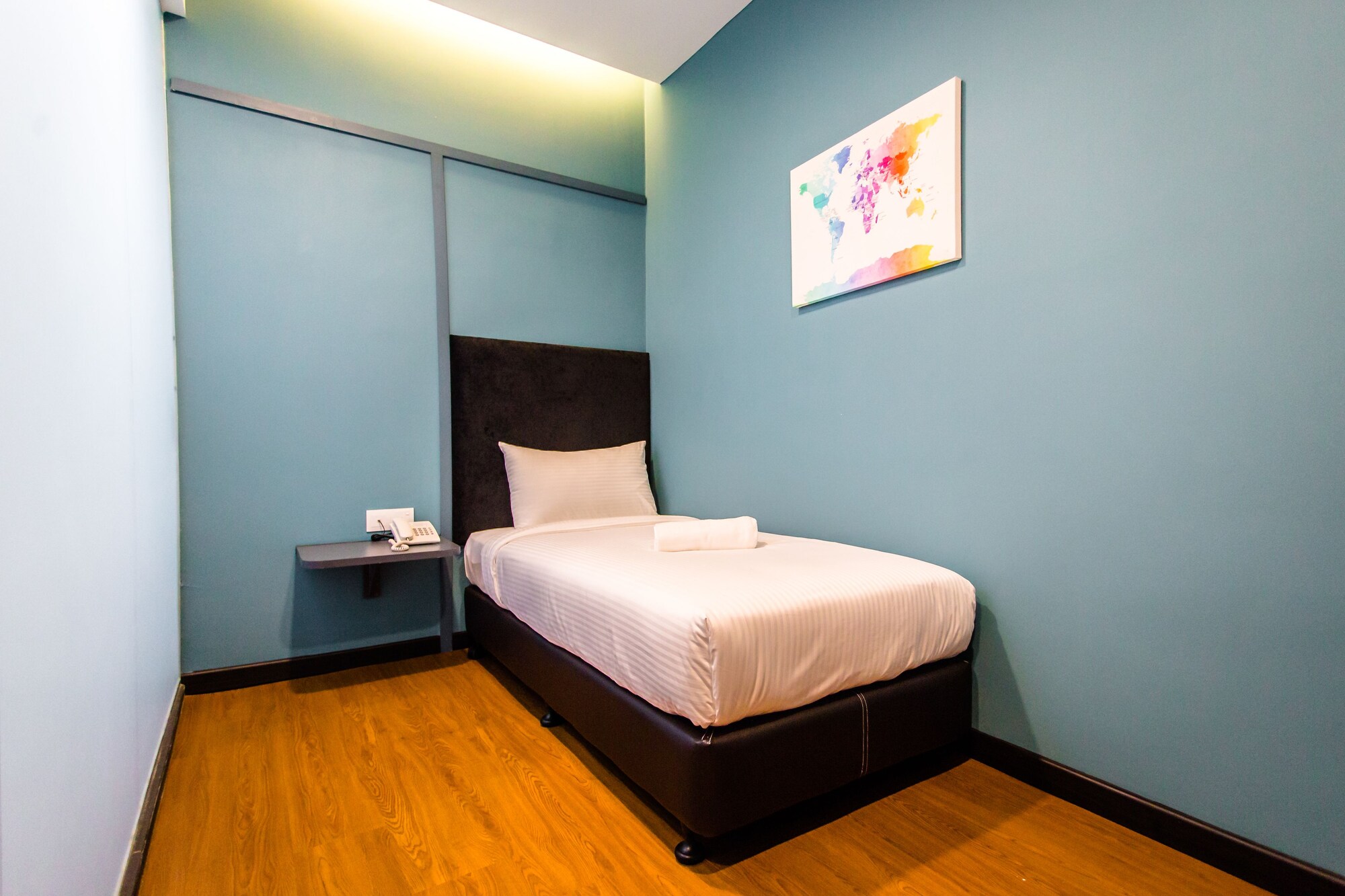 2 Bedrooms, Dynasty, Luxury, Triple, 1 Double and 1 Single Bed