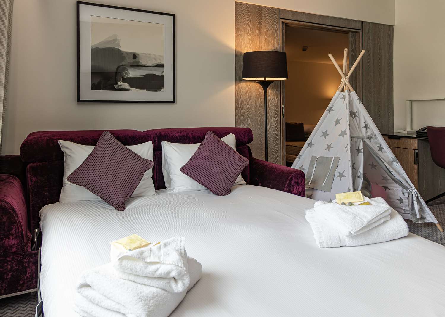 Executive, Suite, King Bed, Lounge Access