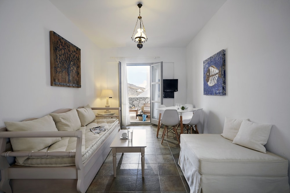 Vrahos Boutique Hotel 46/80