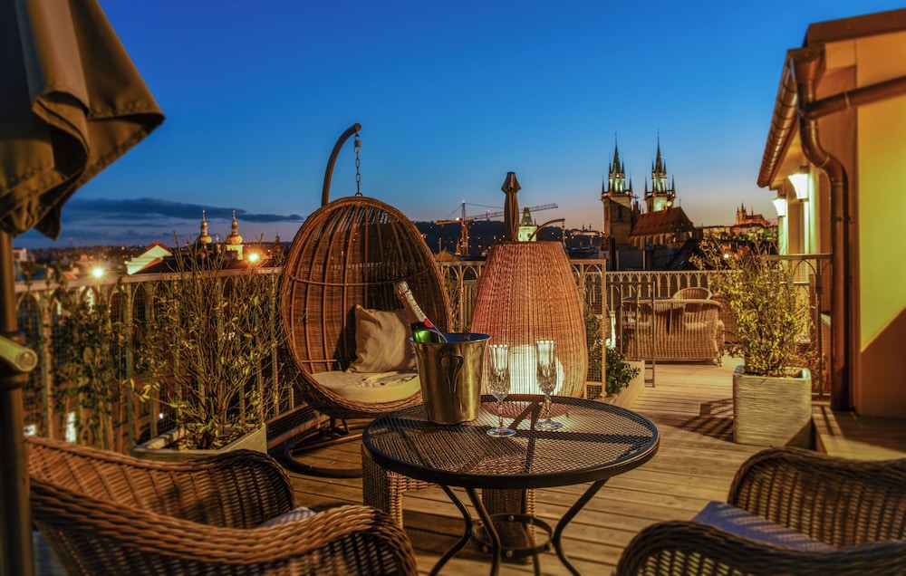 Grand Hotel Bohemia 38/50