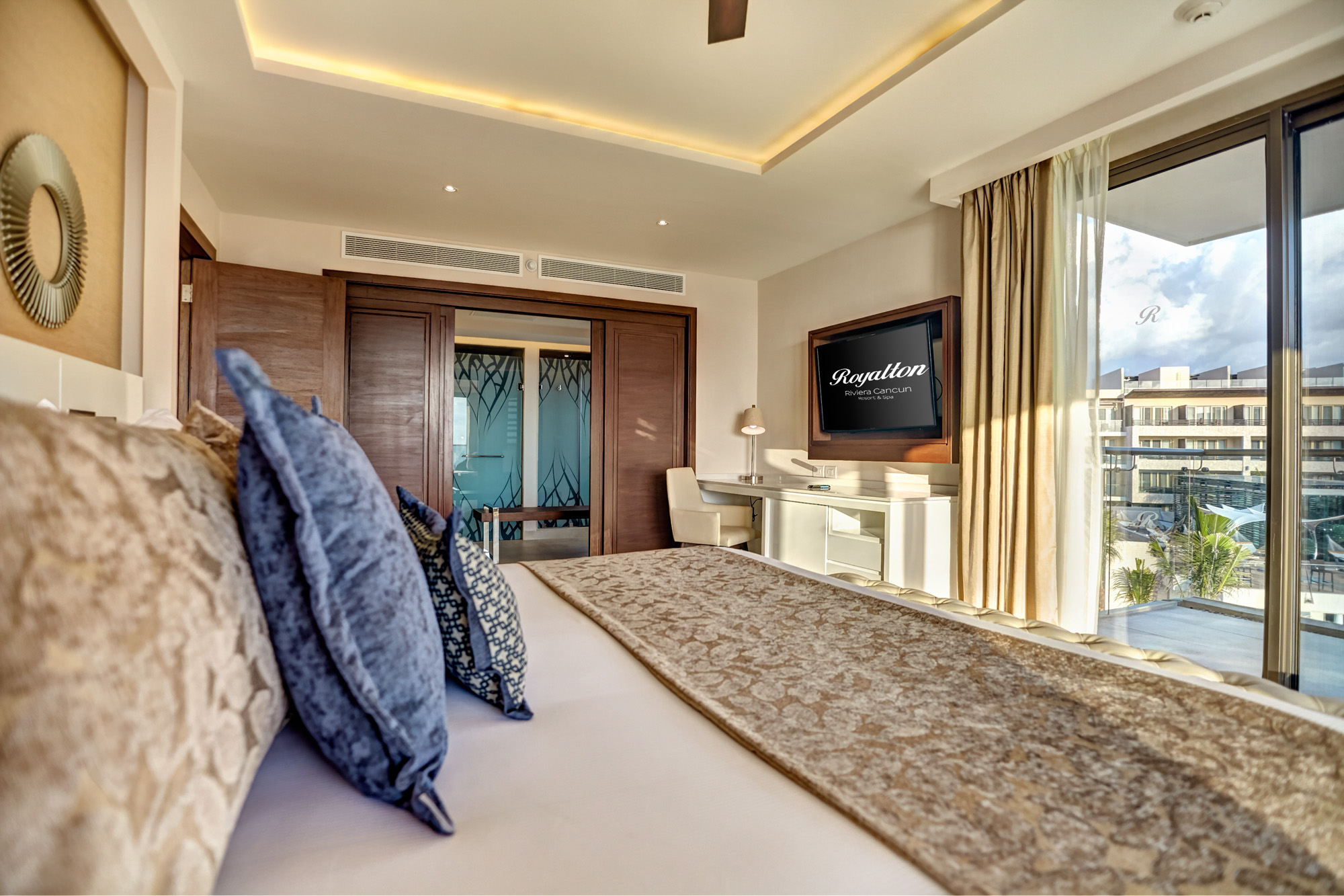1 Bedroom, Diamond Club, Swim Out, Presidential, Luxury, Suite