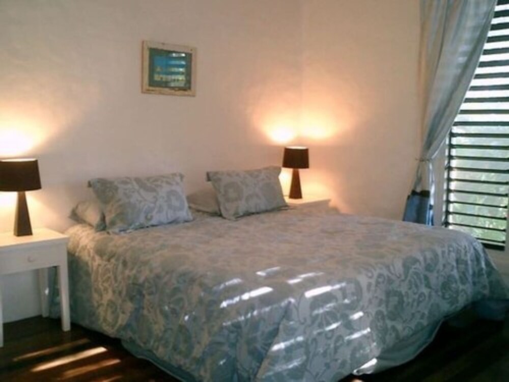 Anchorage Beach Resort 20/31