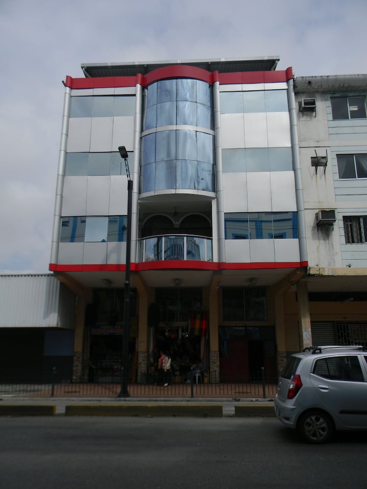 RIO GUAYAS HOTEL 3/30