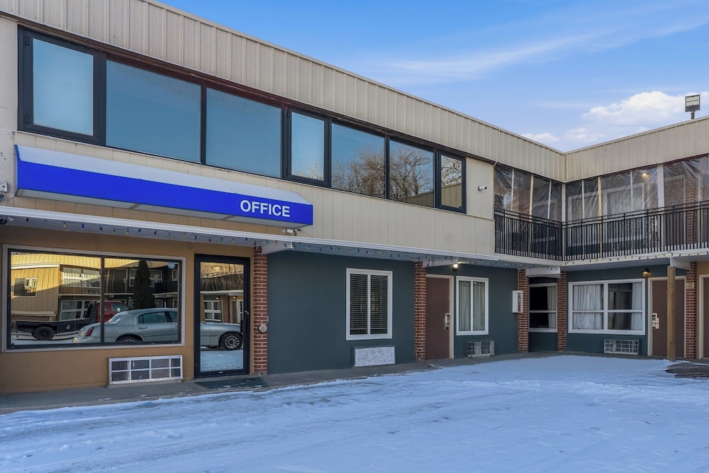 Devils Lake Inn By OYO Near Devils Lake Regional Airport in DEVILS LAKE - ND