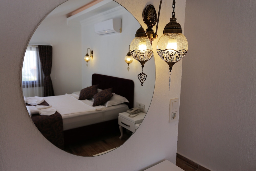 Cennet Life Hotel 57/59