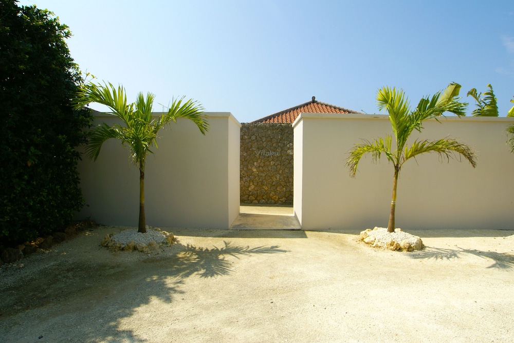 Villabu Resort 57/63