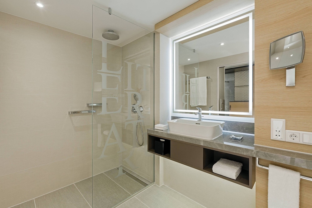 Frankfurt Airport Marriott Hotel 13/68