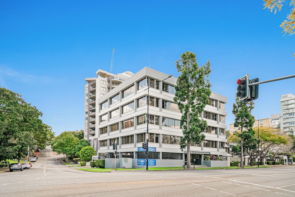 Chasely Apartment Hotel 3/49