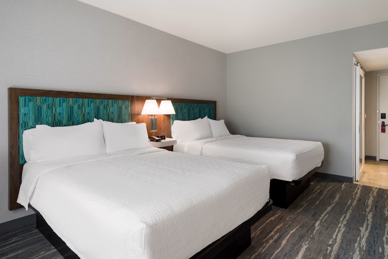 Hampton Inn Concord 12/21