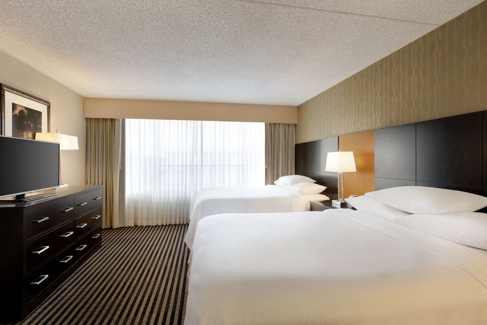 Embassy Suites by Hilton Piscataway Somerset 22/59