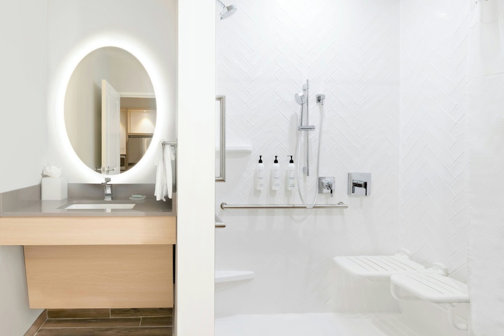 Towneplace Suites by Marriott Holland 26/28