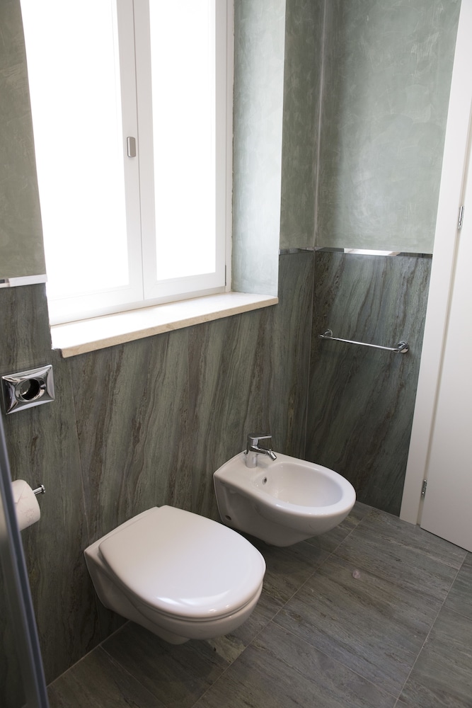 Boutique Hotel Enia 49/50