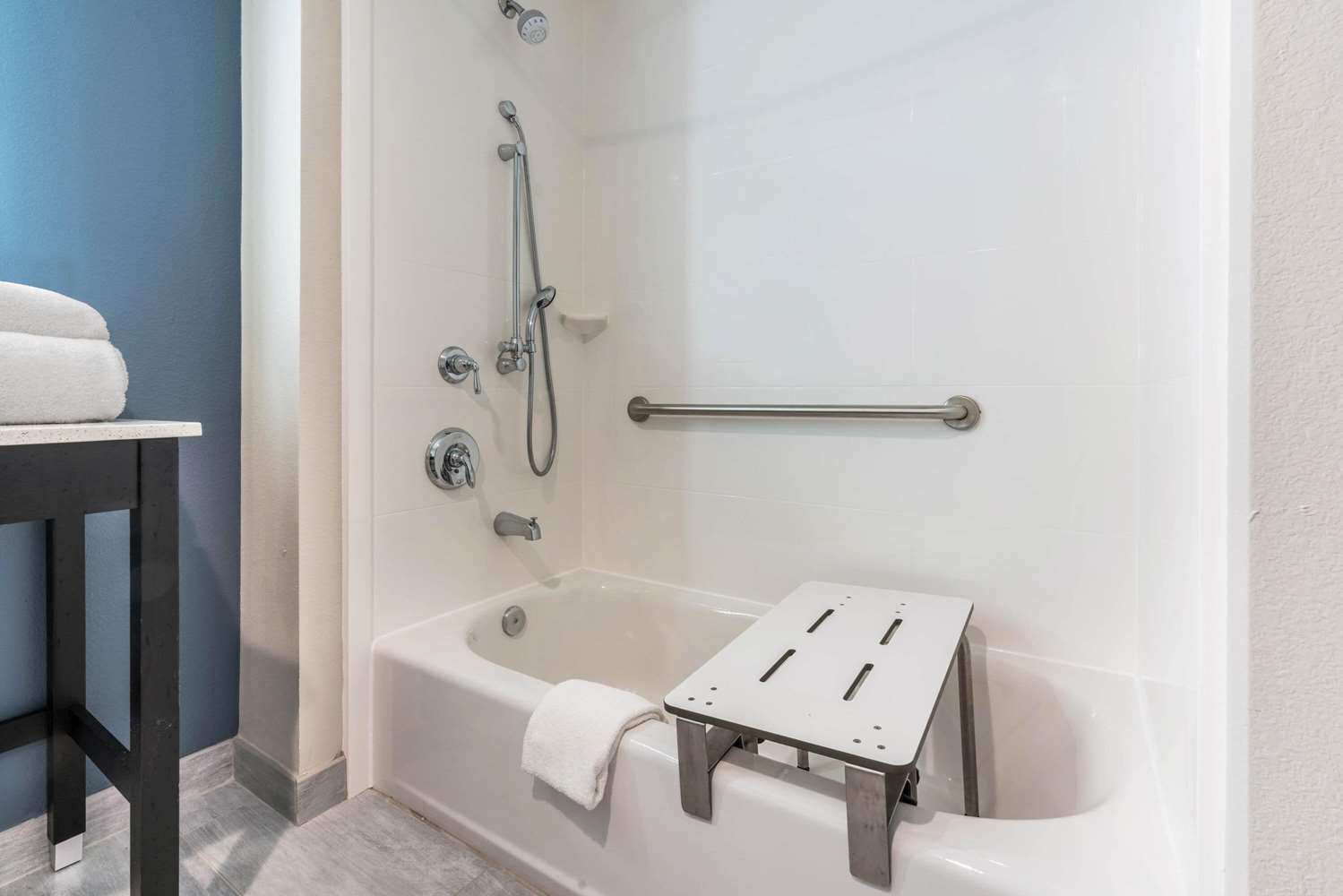 La Quinta Inn And Suites By Wyndham Houston Spring I 45 35/35
