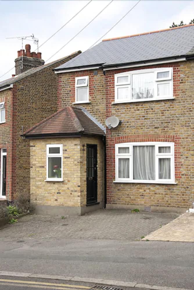 Brentwood Guest House Hotel 39/50