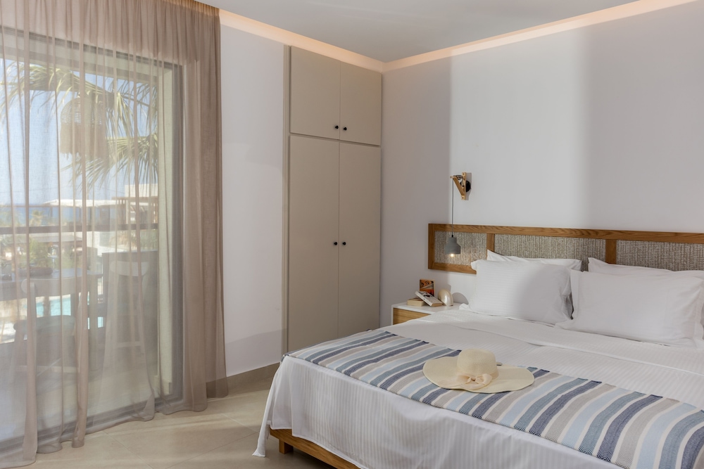 STUDIO, DOUBLE BED