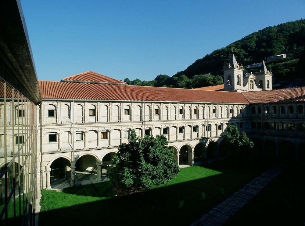 Parador de Santo Estevo 63/69