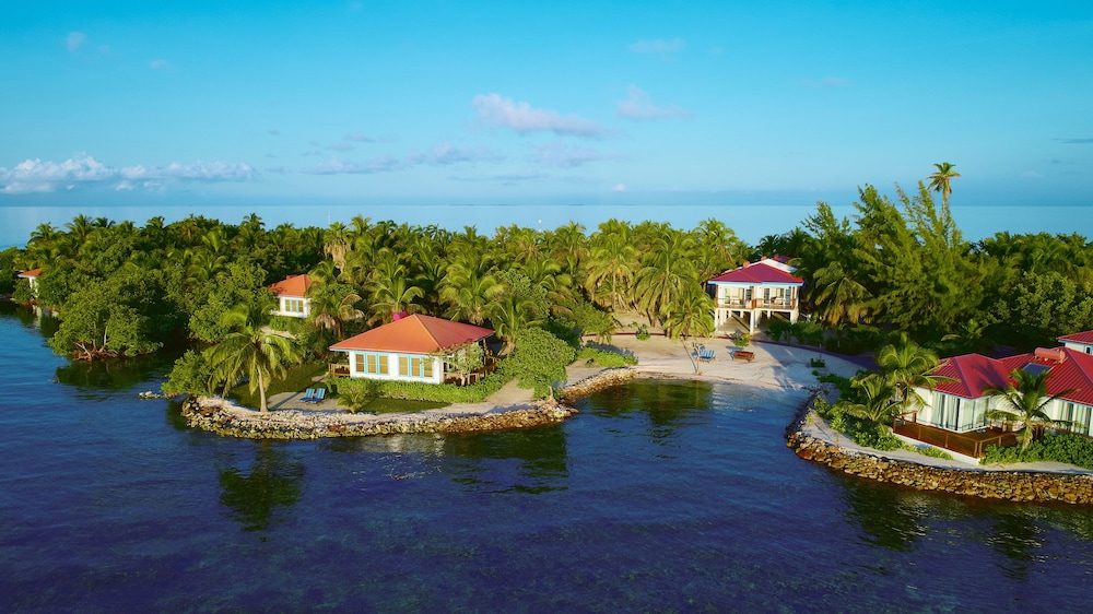 Hatchet Caye Resort 30/50