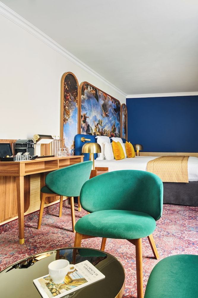 Hotel Le Versailles 50/57