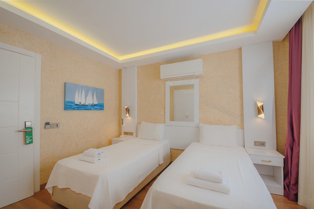 Hotel No37 15/47