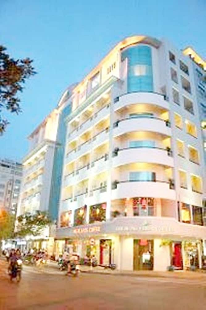 Liberty Hotel Saigon Greenview 3/50