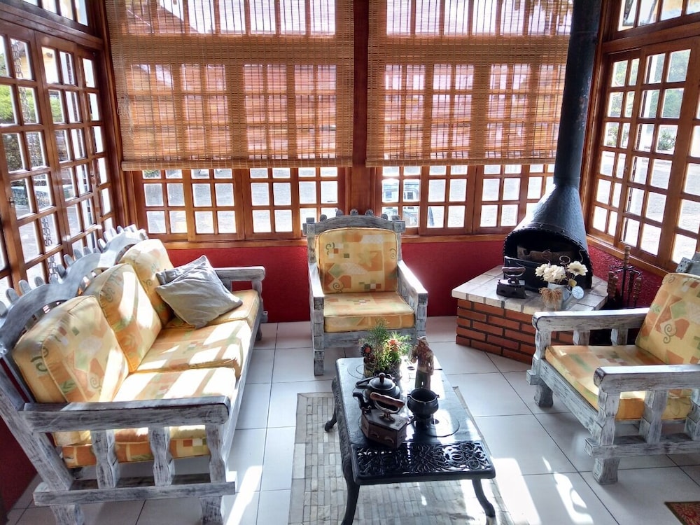 Hotel Pequenino 20/20