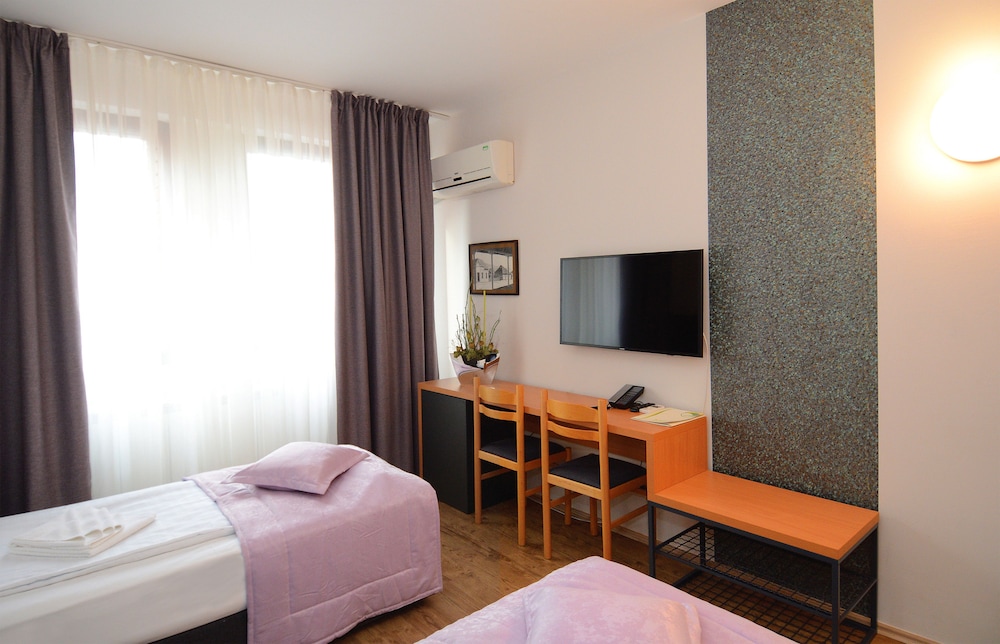 Zepter Hotel Drina 15/40