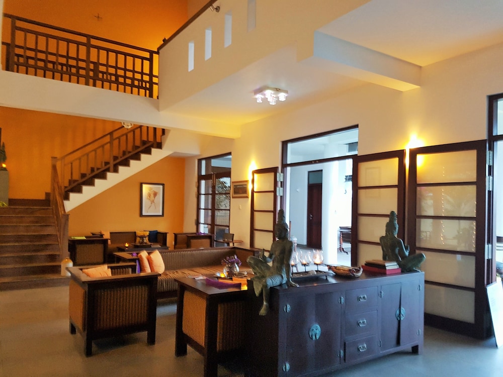 Imagine Villa Hotel 23/50