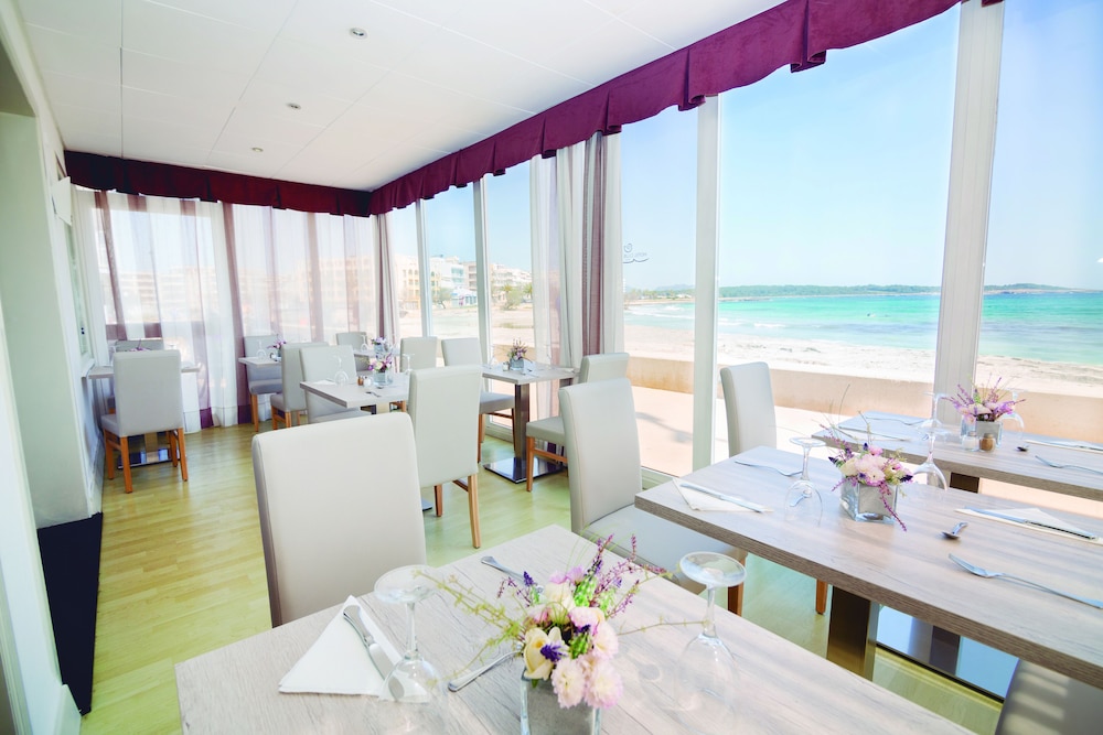 Hotel Club S Illot 37/50