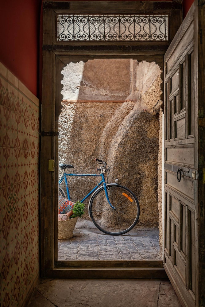 Riad Kbour & Chou 2/50