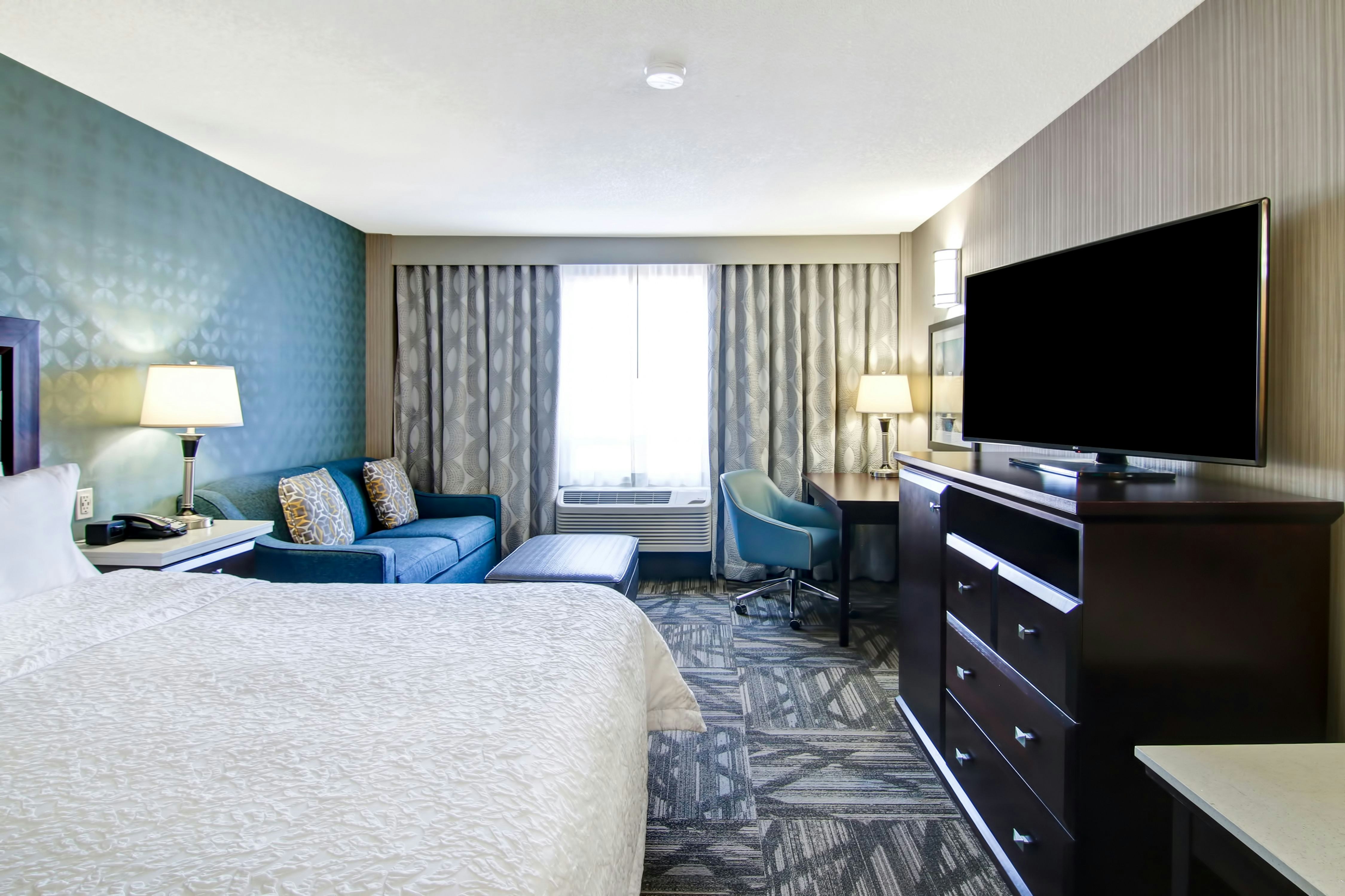ROOM, KING BED, ACCESSIBLE