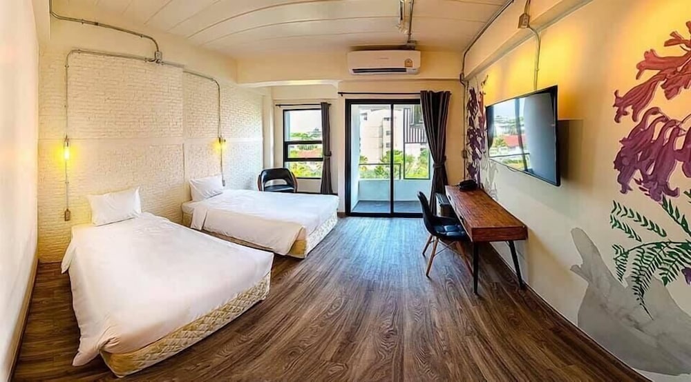 Bangkok Oasis Hotel 18/50