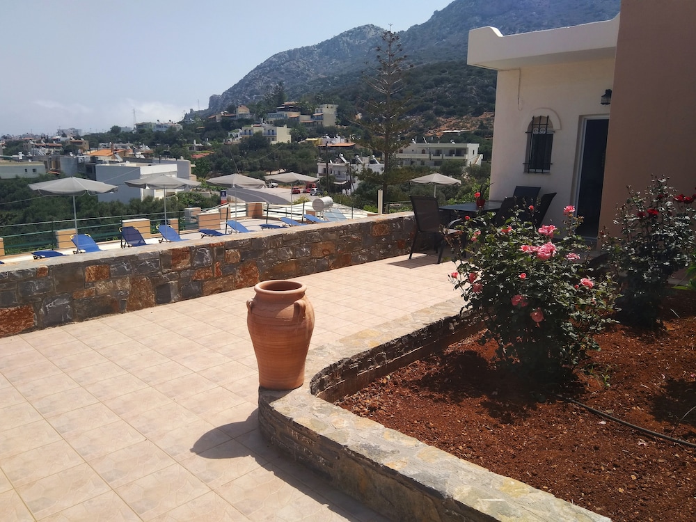 Kavousanos Apartments 36/50