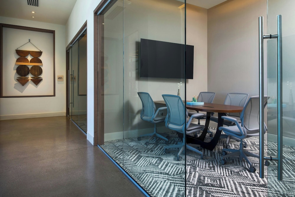 Element Reno Experience District 42/50