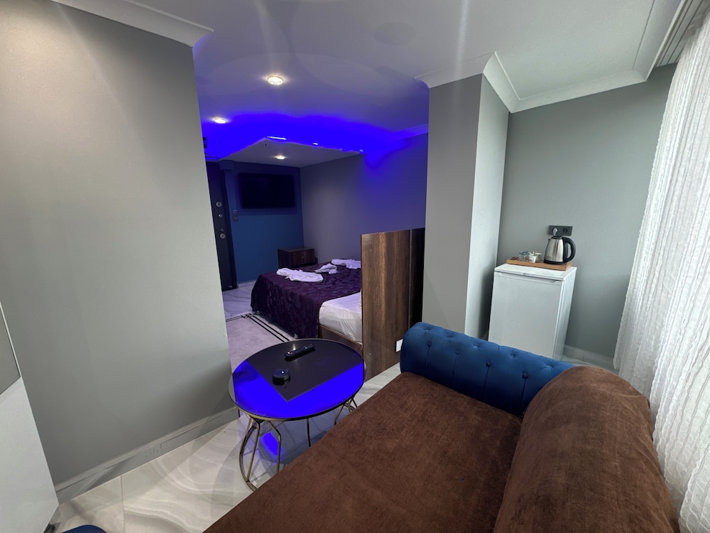 Grand Lara Hotel & Apartments 22/28