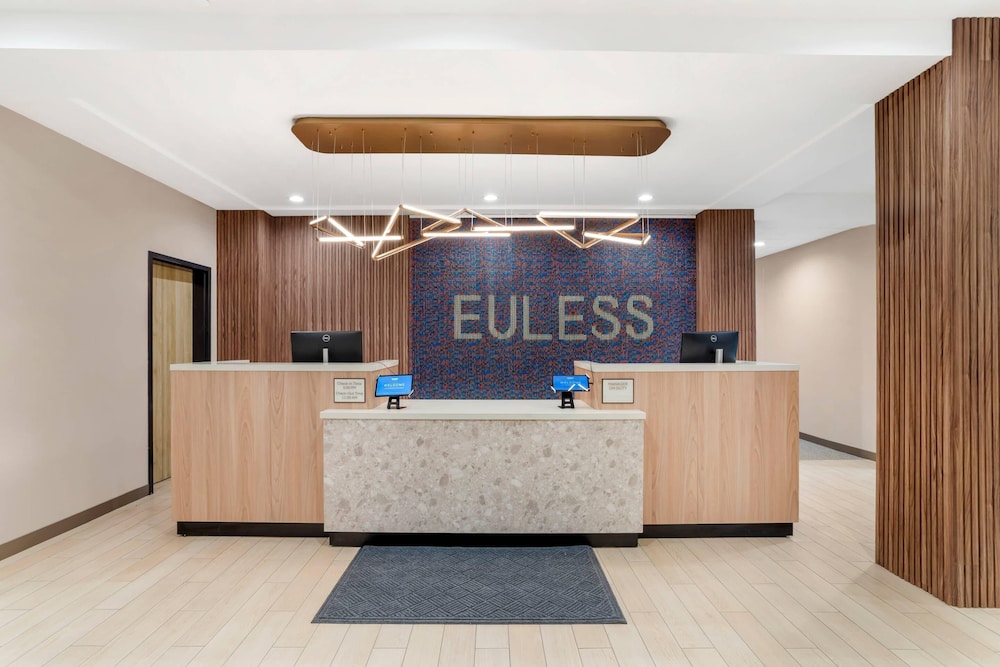 Cambria Hotel Euless - DFW Airport South 9/50