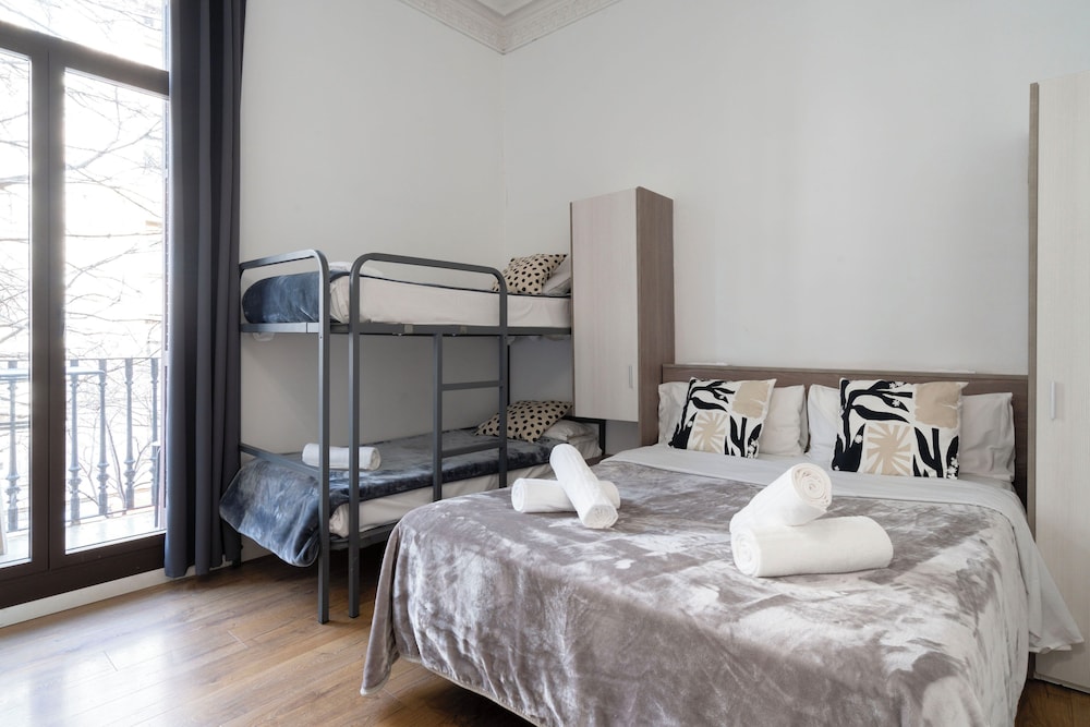 Family, Double and Bunk Bed, 4 Bathrooms, External Bathroom