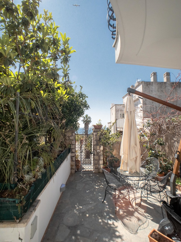 Villa Silia 45/52