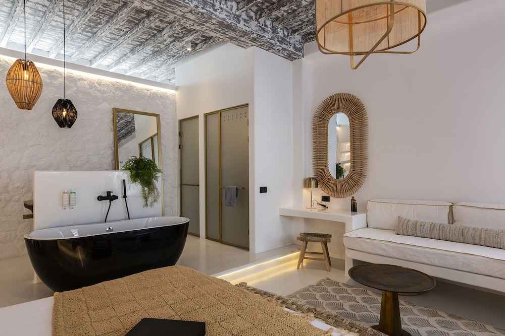 The TownHouse Mykonos - Adults Only 9/80