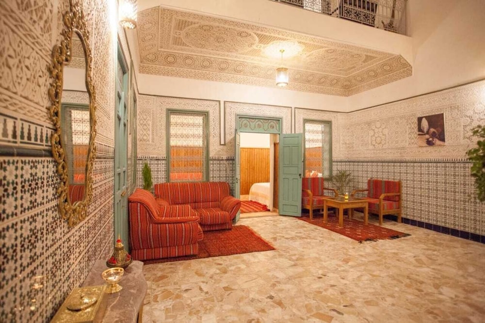 Riad 111 44/65