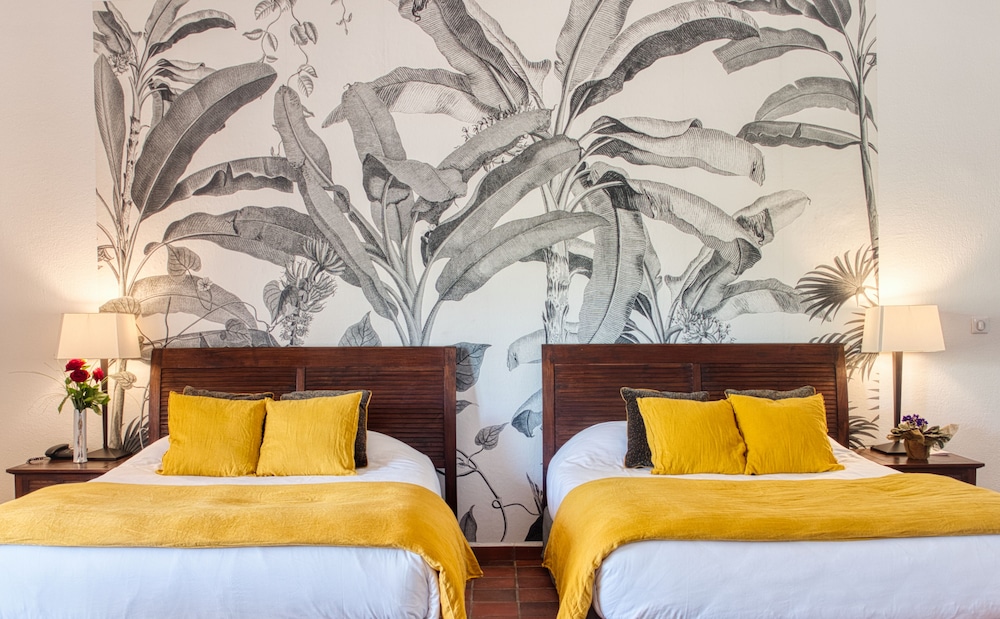 Esmeralda Resort 33/81