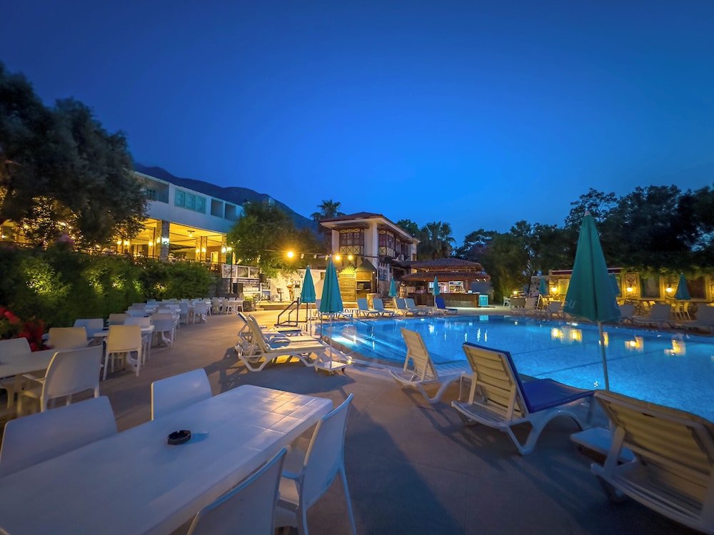 Ova Resort Hotel 41/55