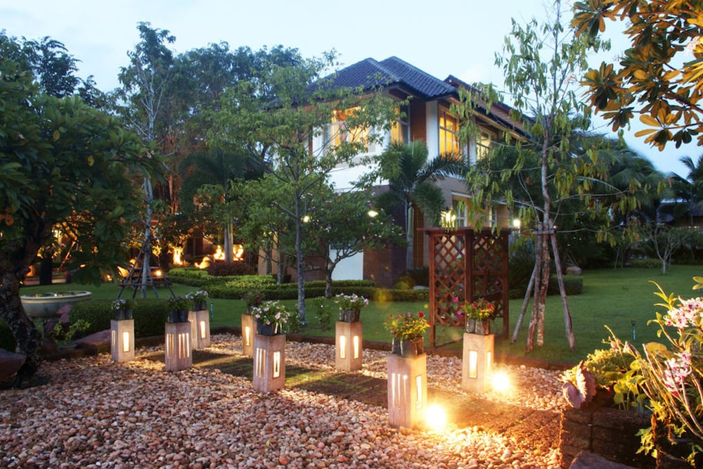 Juntra Resort And Hotel 8/54
